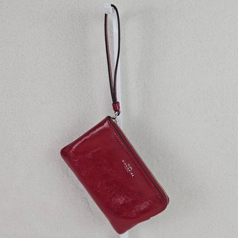 Coach Red Patent Crinkle Leather Wristlet Small Zip Clutch Bag Silver Logo